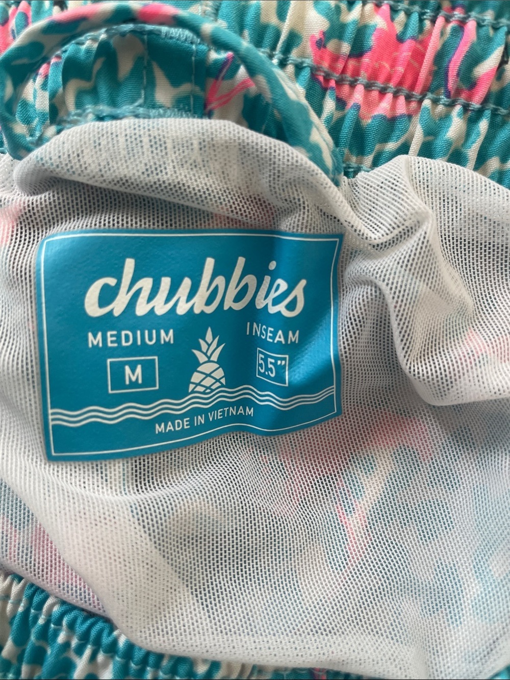 Chubbies Flamingo 5.5β inseam Menβs Swim Shorts, size medium - Picture 4 of 5